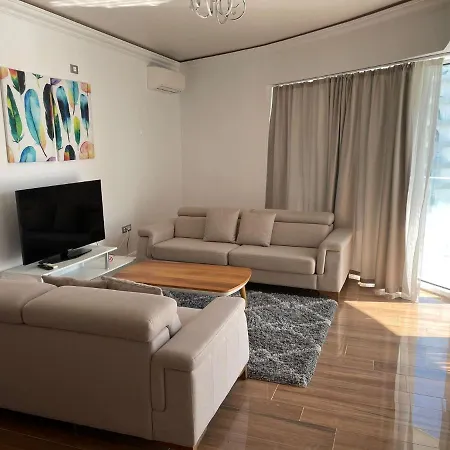 White Tower Privat 503 Apartment *