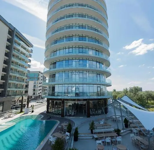 White Tower Privat 503 * מאמאיה