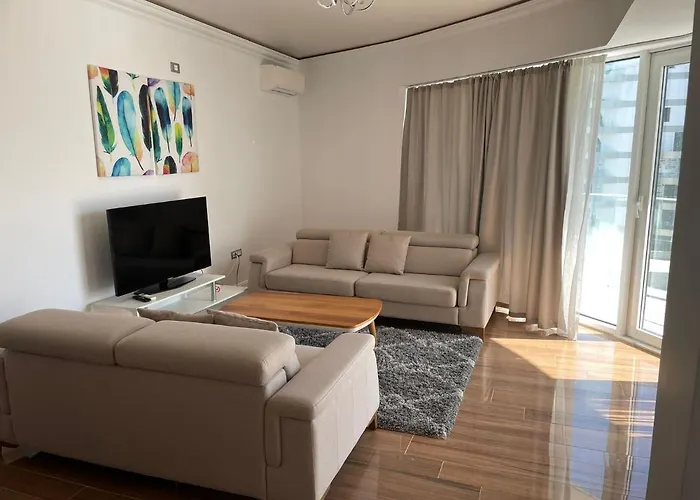 White Tower Privat 503 דירה *