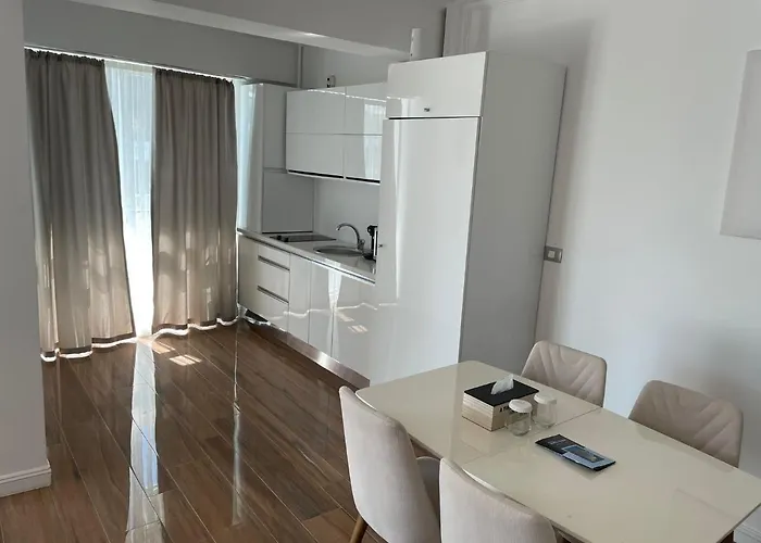 דירה White Tower Privat 503